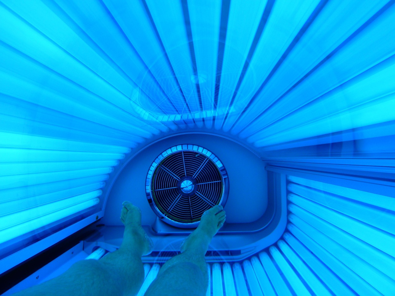 Navigating Tanning Bed Laws by State: A Quick Guide